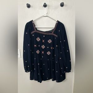 Madewell embroidery long sleeve with a slight puffy shoulder